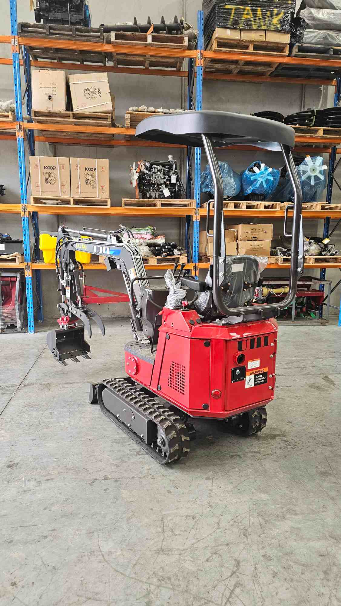 UME10PS 1 Ton Mini Excavator | UHI Machinery - Image 3