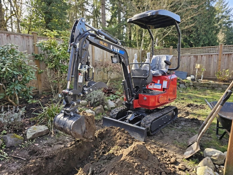 UME10T Mini Excavator from UHI, (UME10T) - UHI Machinery Aus