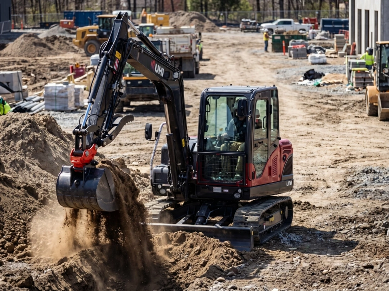 UME80 Excavator from UHI, (UME80) - UHI Machinery Aus