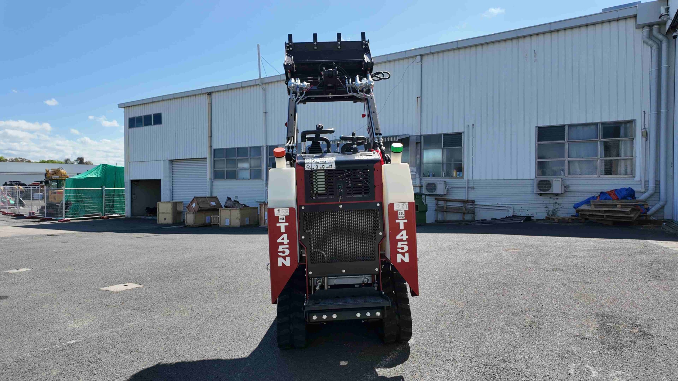 T45N Tracked Mini Loader with 25HP Kubota Engine | UHI Machinery - Image 3