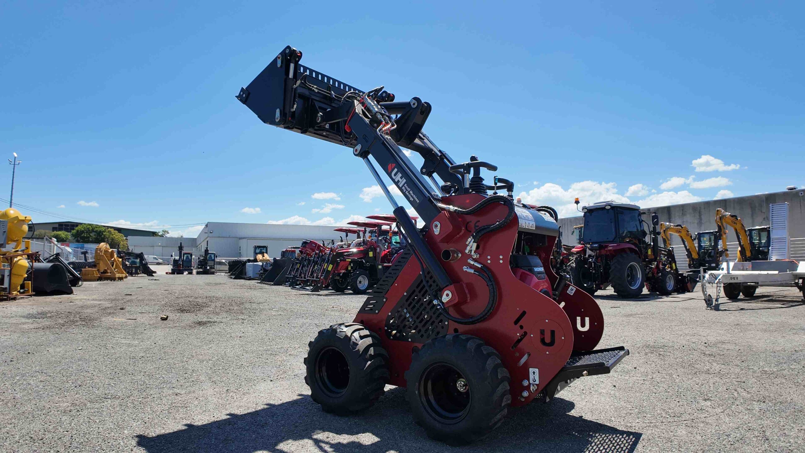 30DJ Mini Loader with Joystick Control | UHI Machinery - Image 6