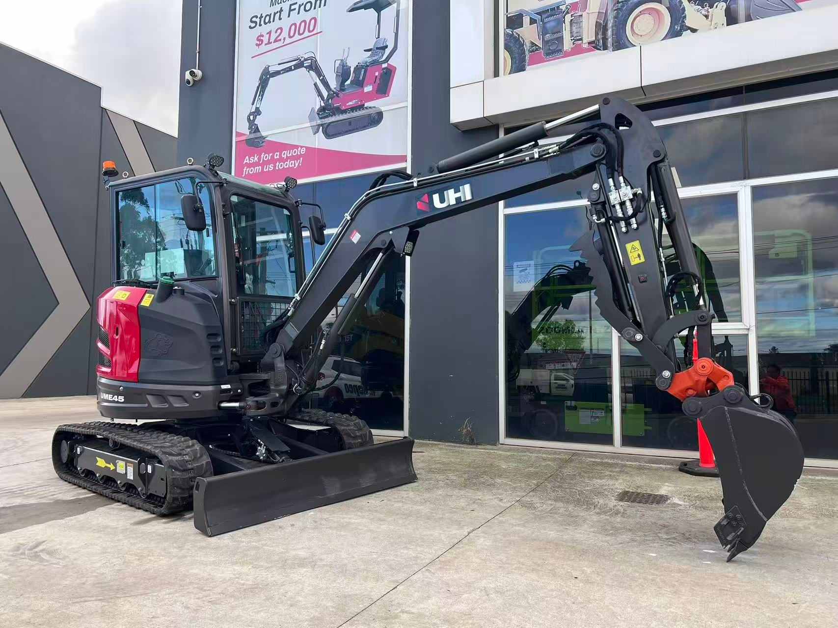 UME45 4.2 Ton Excavator | UHI Machinery - Image 4