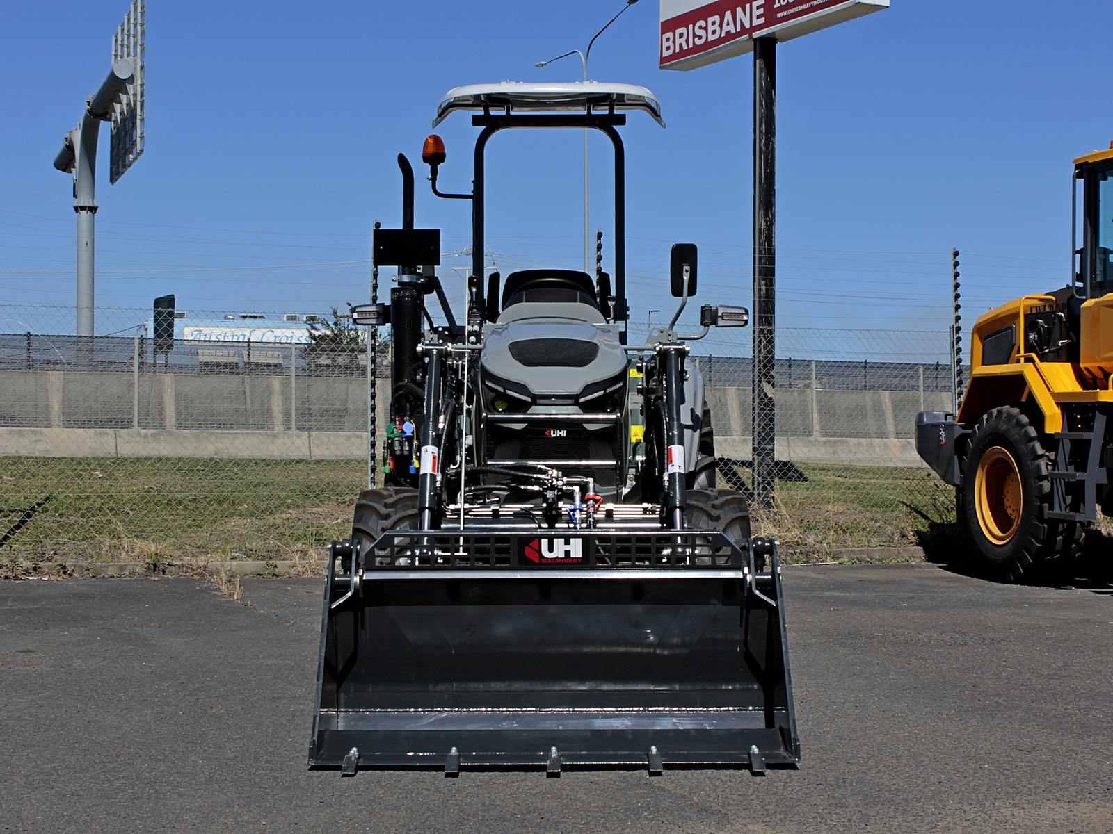 LGF454 45HP Premium Tractor | UHI Machinery image 3