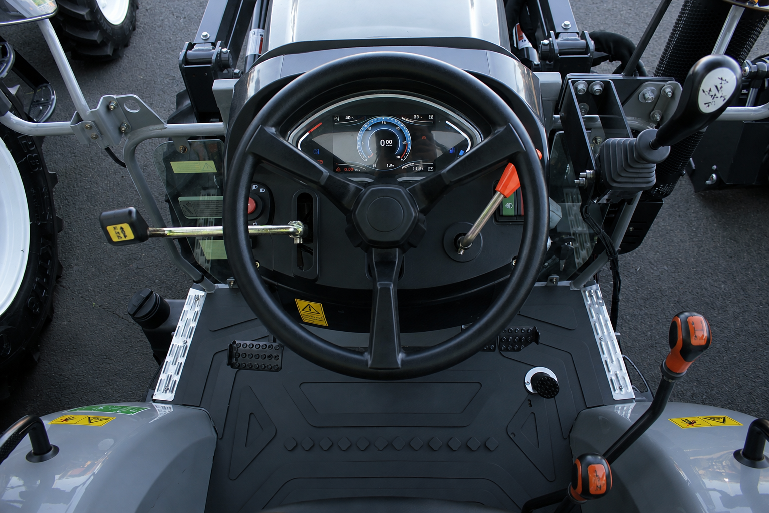 LGF454 45HP Premium Tractor | UHI Machinery - Image 13