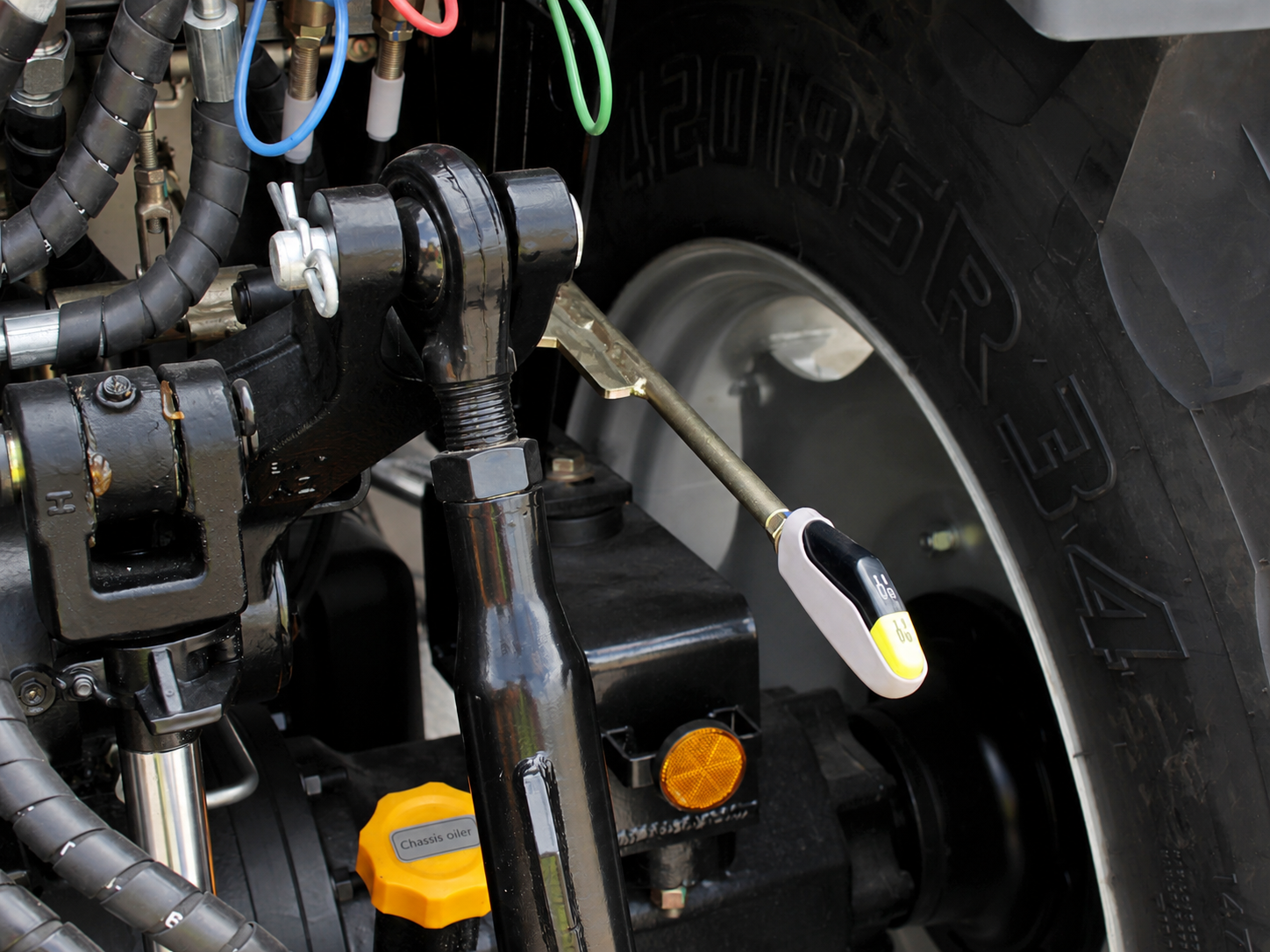 LGF1004P 100HP Premium Tractor | UHI Machinery image 19