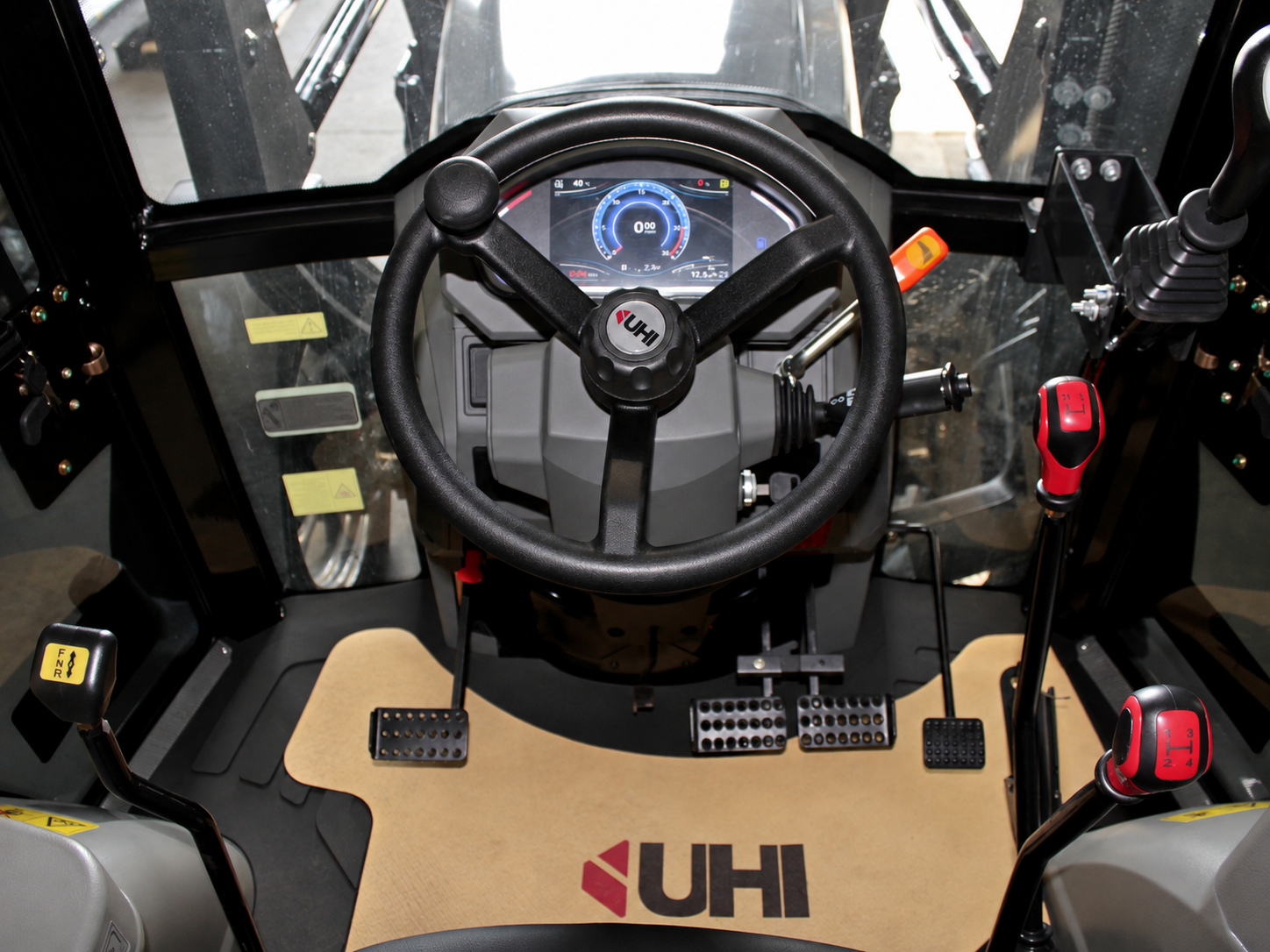 LGF1004P 100HP Premium Tractor | UHI Machinery image 21