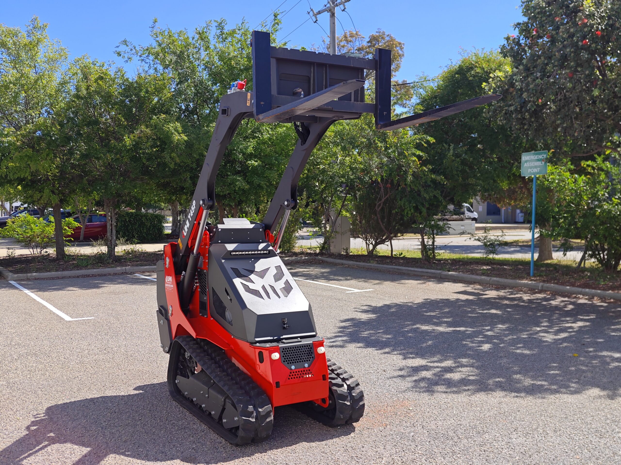 T45P Tracked Mini Loader with 25HP Kubota Engine | UHI Machinery image 14