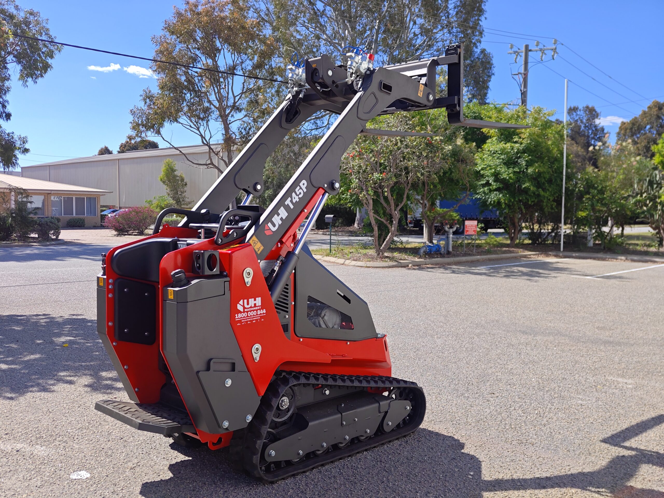 T45P Tracked Mini Loader with 25HP Kubota Engine | UHI Machinery image 17