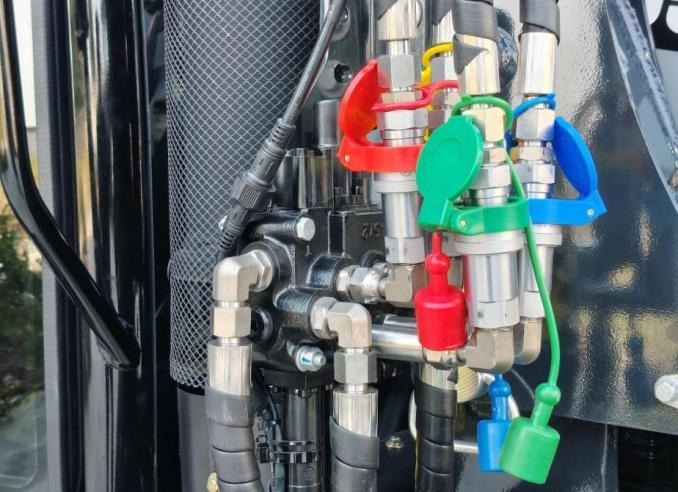 LGF1004P Italian Walvoil loader valves
