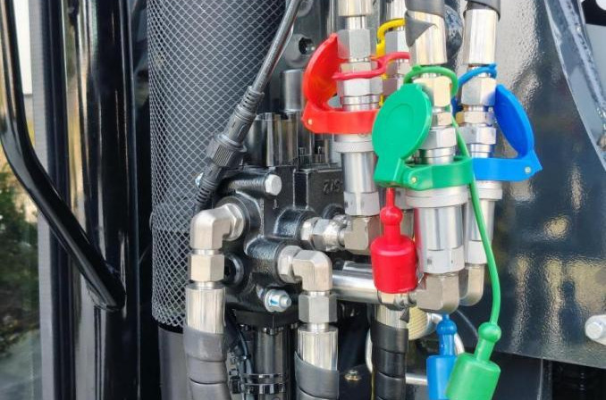 LGF654P Italian Walvoil loader valves