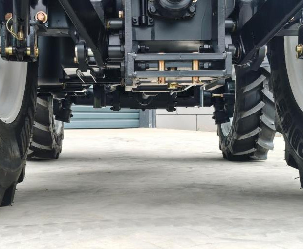 LGF754P high-clearance four-wheel-drive chassis