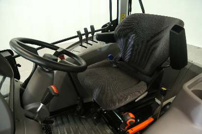 AUPAX4075 75HP Elite Tractor | UHI Machinery image 15